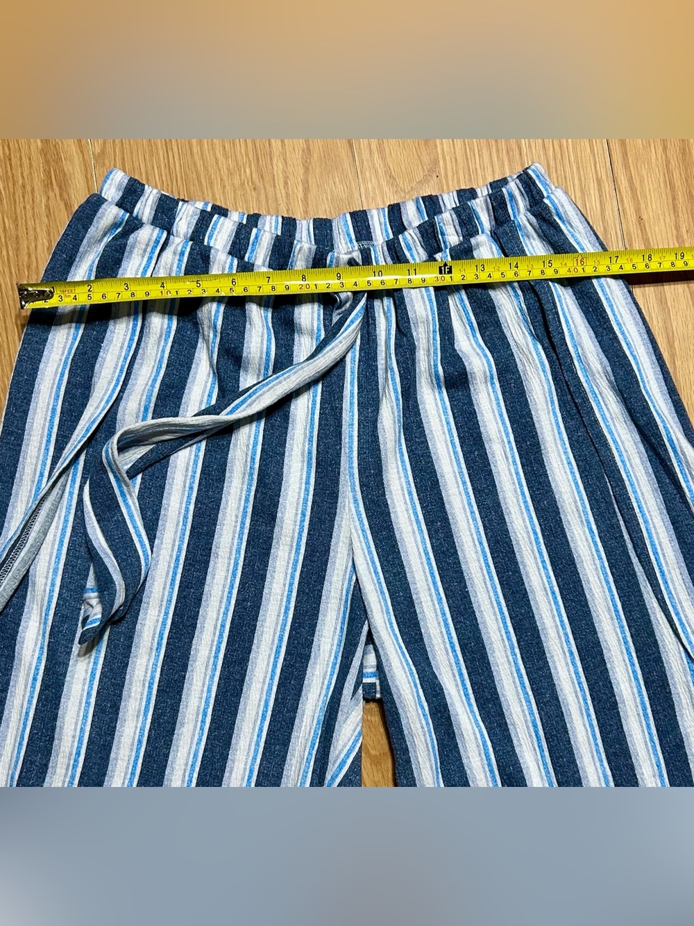 3/20 Laura Ashley beach vacation flowy striped wide leg pants ladies small - Picture 5 of 7